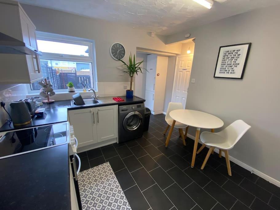 Villa Seaside 2 Bed Townhouse, Near Cleethorpes Station Exterior foto